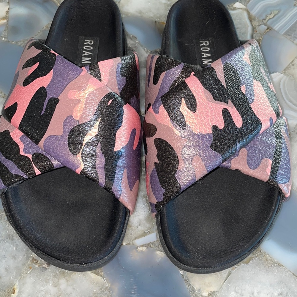 ROAM Camo Slides Sz 38
